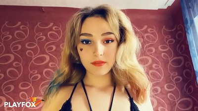 د جادو مجازی حقیقت شیشې ماته د هارلي کوین سره جنسیت راکړ