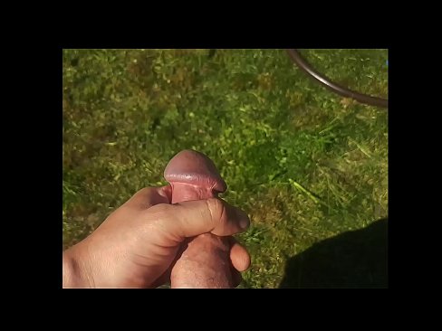 ❤️ ګرم hottie خپل ګلابي بلی fucked او د اوړي په باغ کې د squirt سره cums ترلاسه کوي ❤❌  ❌